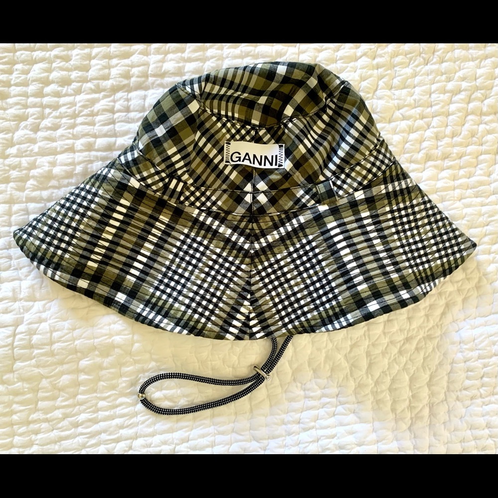 GANNI Check Bucket Hat